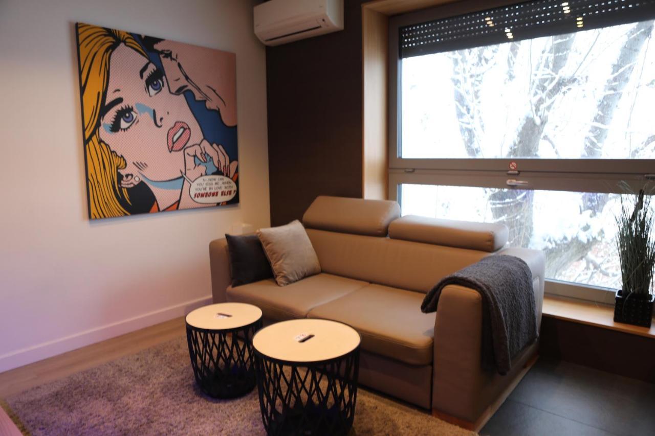 Lupoapartments Z Jacuzzi Pole Dance Leczycka 29 Klimatyzacja Parking Dostep Na Kod 罗兹 外观 照片