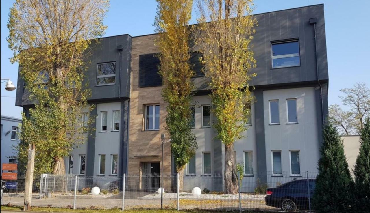 Lupoapartments Z Jacuzzi Pole Dance Leczycka 29 Klimatyzacja Parking Dostep Na Kod 罗兹 外观 照片